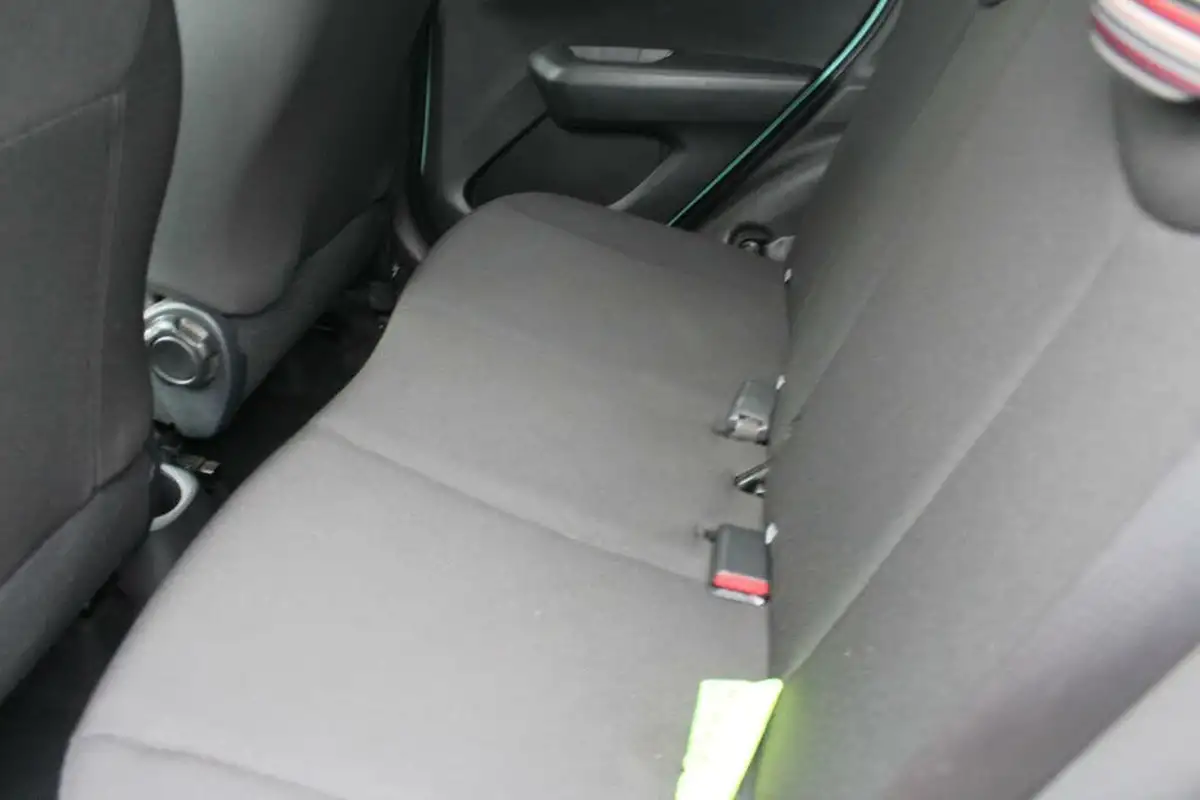 2018-citroen-c1-10-vti-flair-72ps-5d-big-15