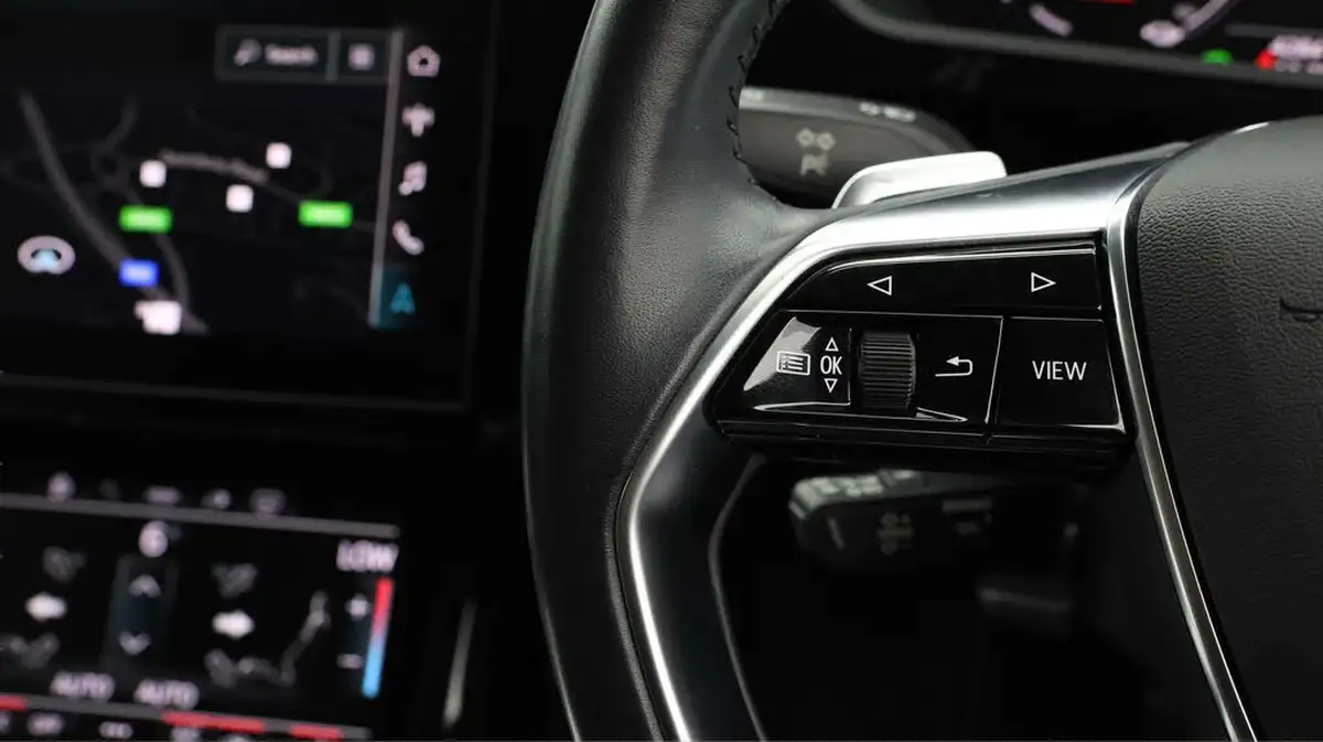 2021-audi-e-tron-50e-sport-station-wagon-big-20