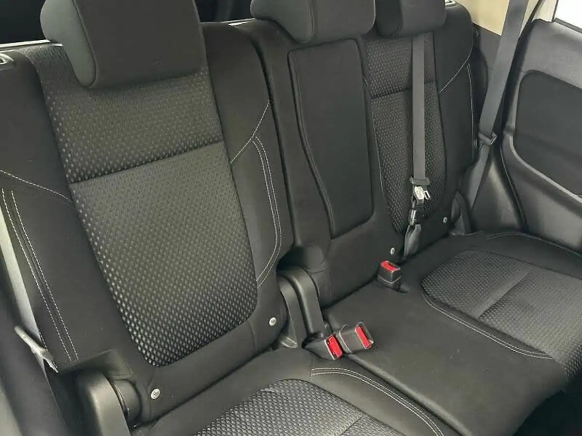 2020-mitsubishi-outlander-24-design-phev-big-7