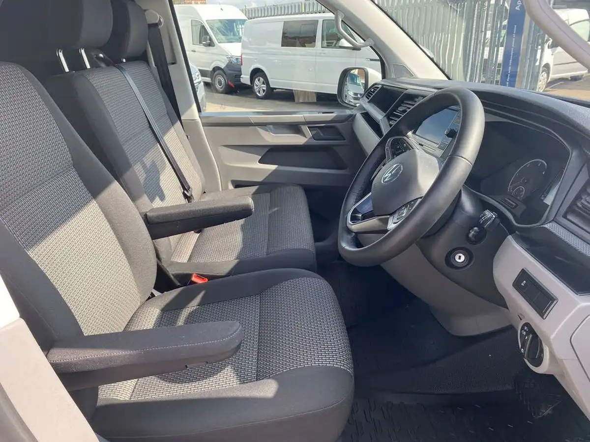 2024-volkswagen-transporter-big-1