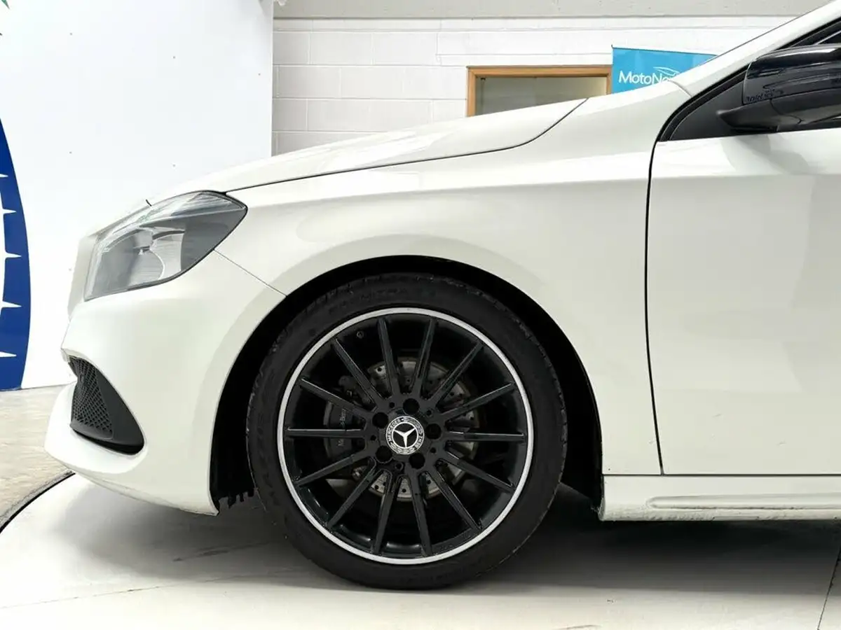 2017-mercedes-benz-a-class-16-a160-amg-line-ss-big-13