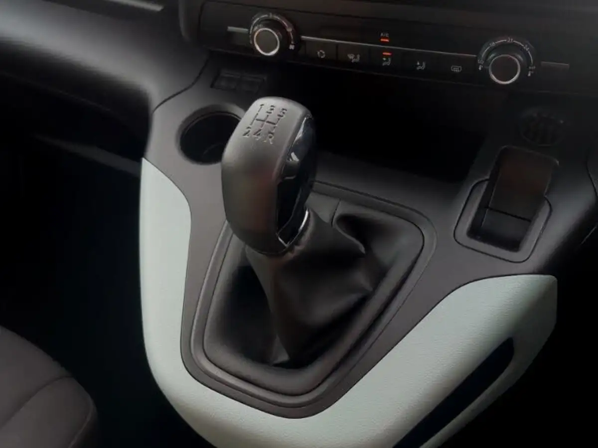 2021-citroen-berlingo-15bluehdi-feel-m-size-100ps-big-16