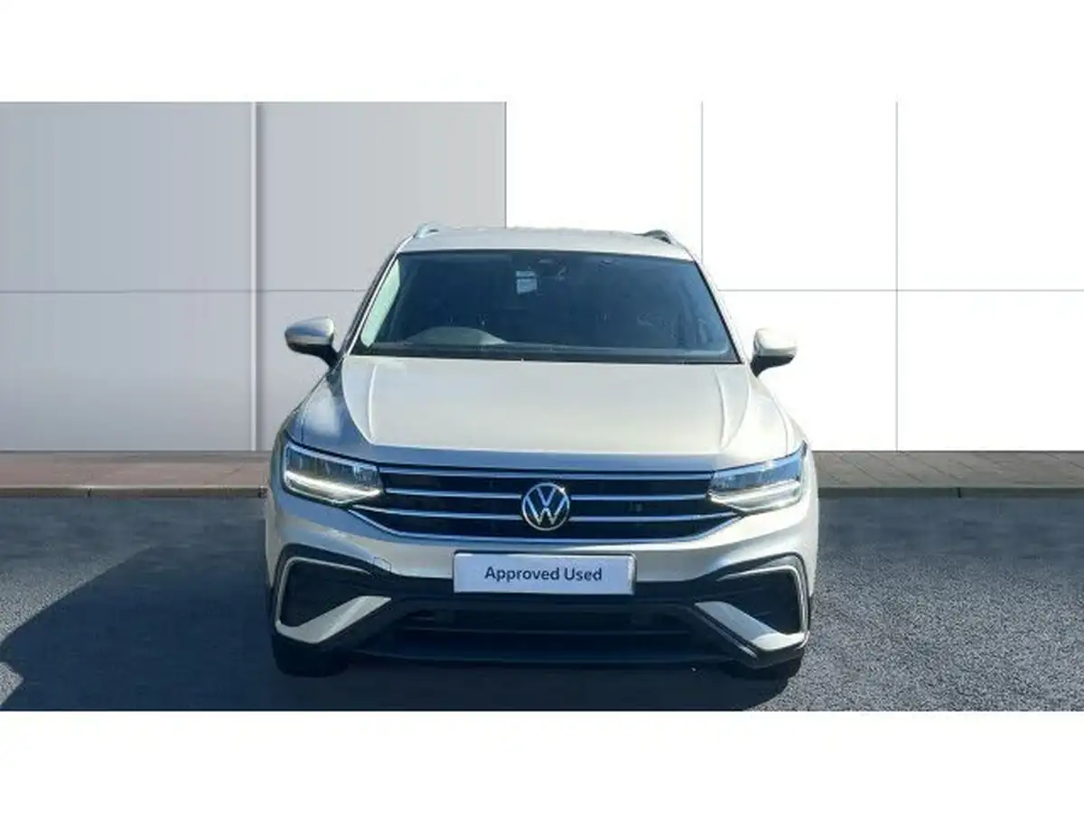 2023-volkswagen-tiguan-allspace-15-tsi-life-big-2