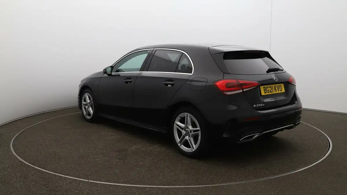 2021-mercedes-benz-a-class-13-a250e-amg-line-hatchback-5d-big-55