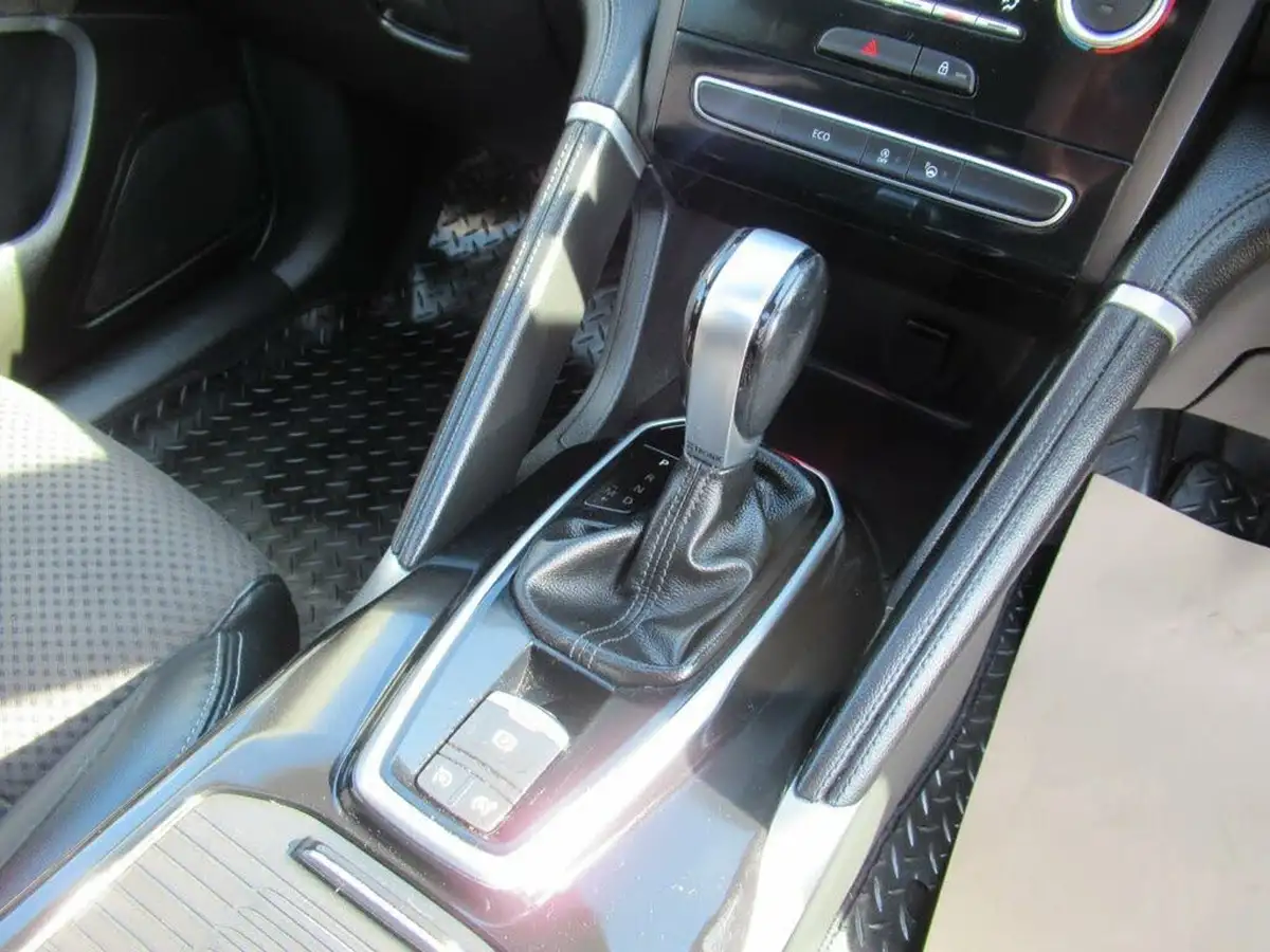 2017-renault-koleos-20dci-dynamique-s-nav-x-tronic-big-29