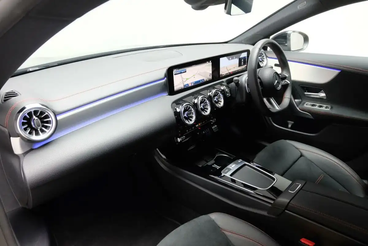 2024-mercedes-benz-cla-13-cla-180-amg-line-executive-coupe-4d-big-9