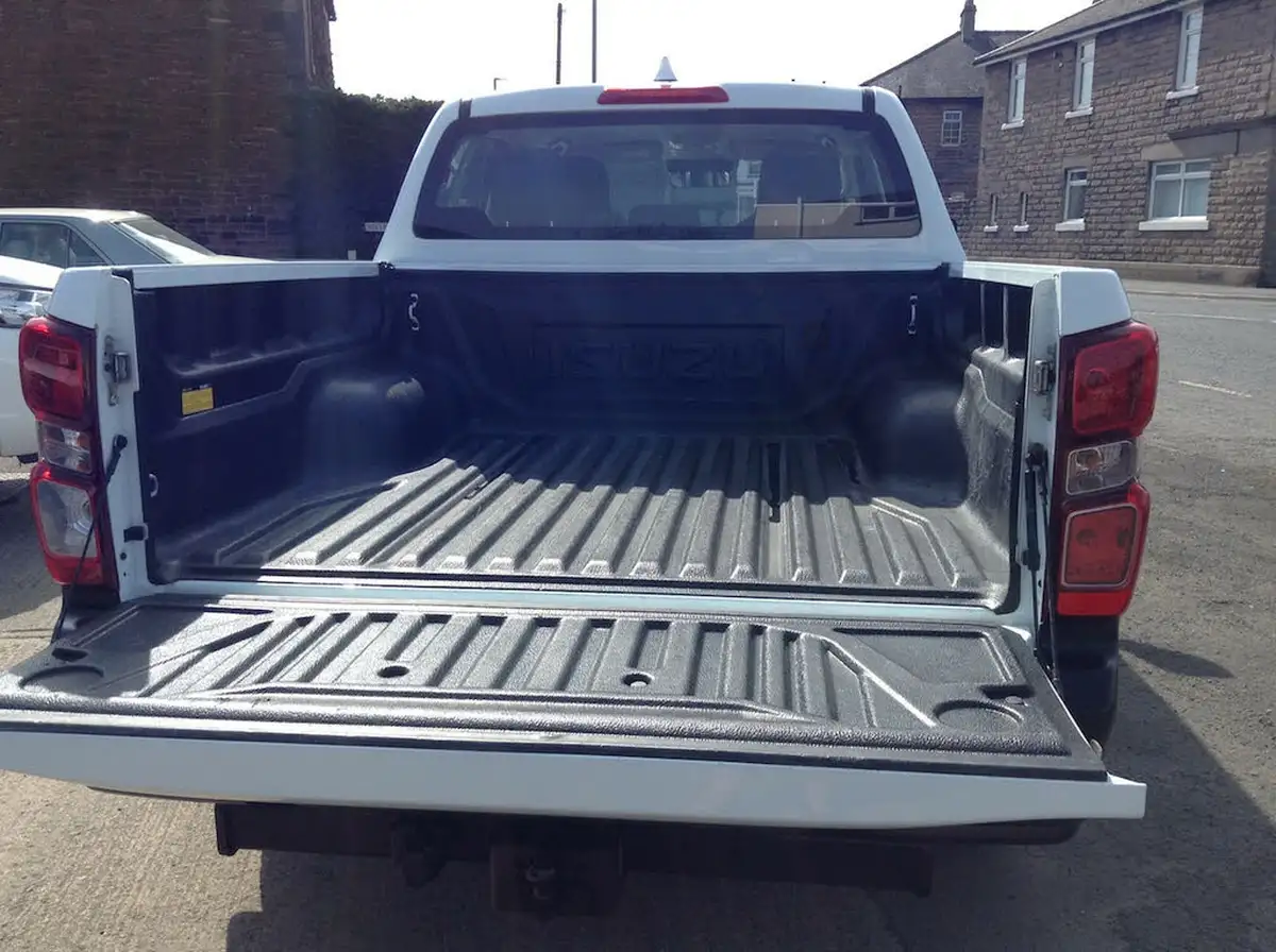 2021-isuzu-d-max-19td-utility-4x4-double-pickup-big-8
