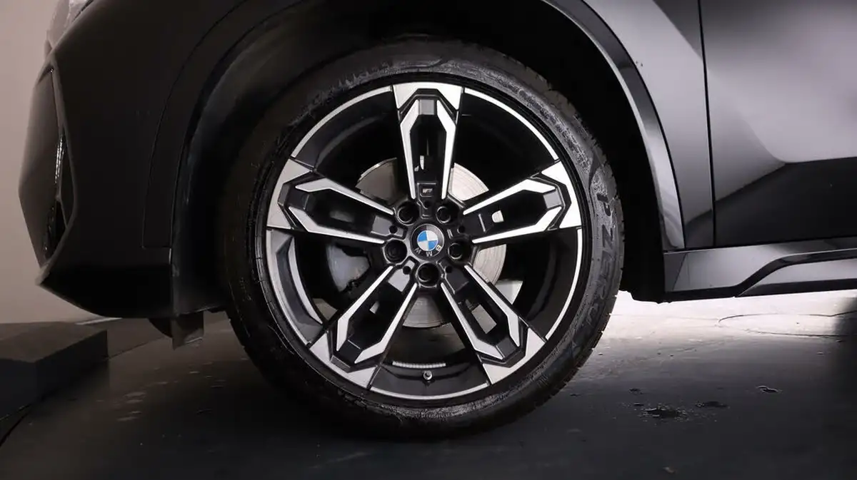 2022-bmw-x1-20td-sdrive-18d-m-sport-premier-big-18