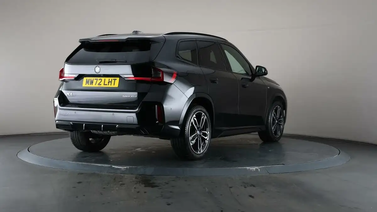 2022-bmw-x1-20td-sdrive-18d-m-sport-premier-big-63