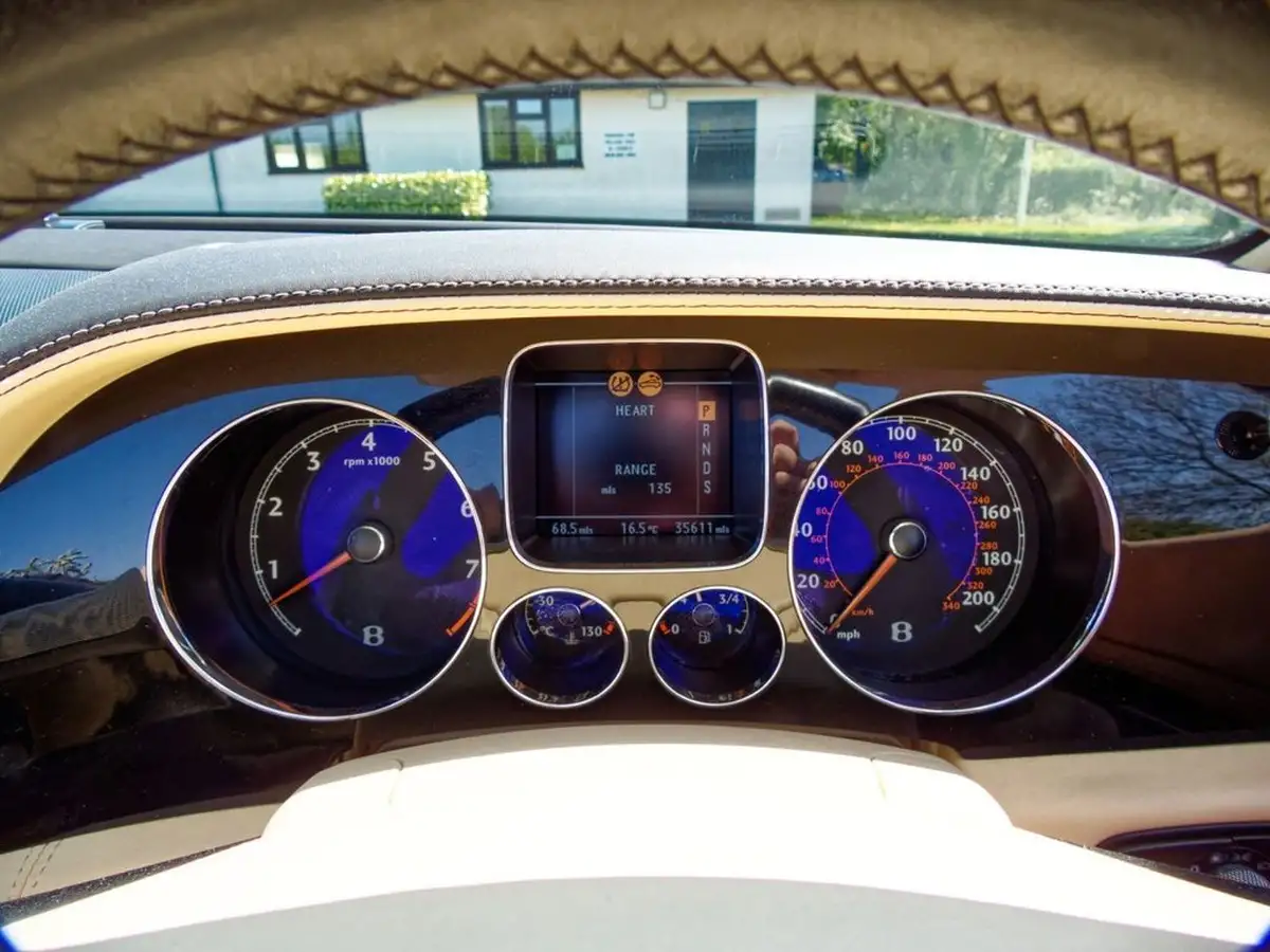 2009-bentley-continental-60-w12-gtc-big-40