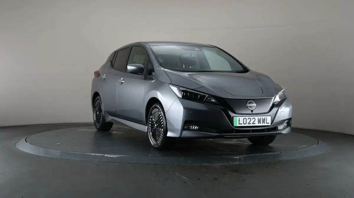 2022-nissan-leaf-e-tekna-39kwh-big-41