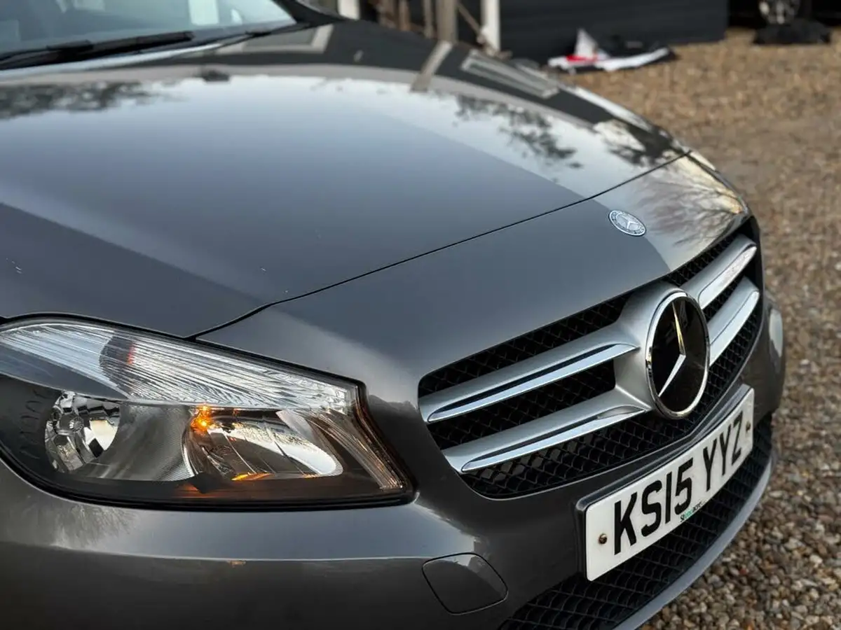2015-mercedes-benz-a-class-16-a180-sport-122ps-7g-dct-big-1