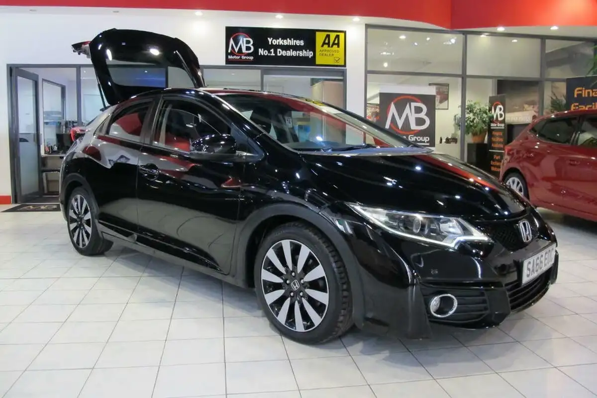 2016-honda-civic-14-i-vtec-se-plus-navi-big-43
