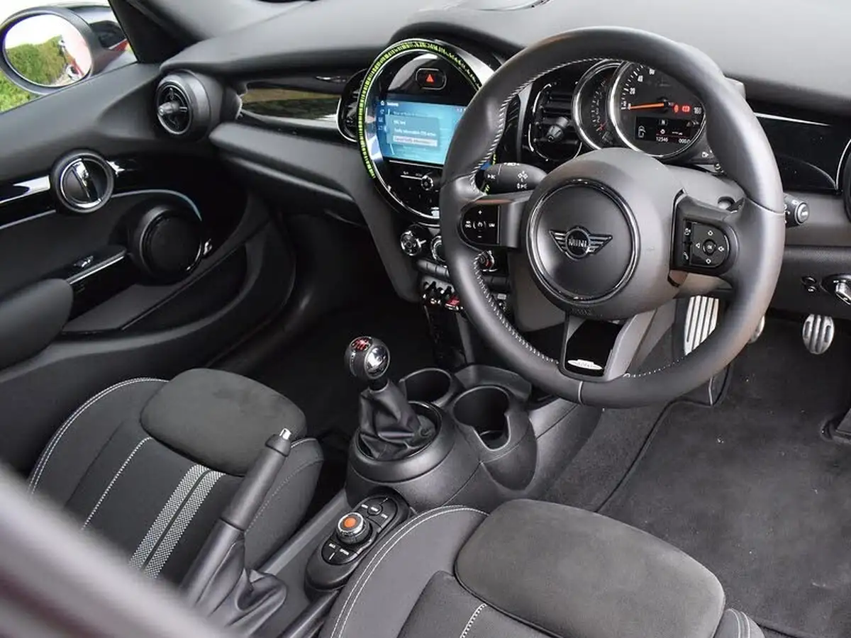 2021-mini-cooper-20-cooper-s-sport-hatchback-5d-big-2