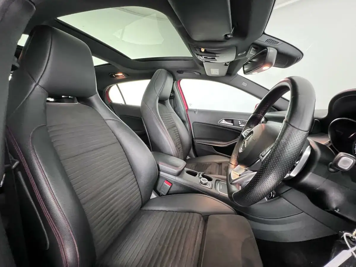 2017-mercedes-benz-gla-class-21d-gla-220d-amg-line-premium-plusss-big-11