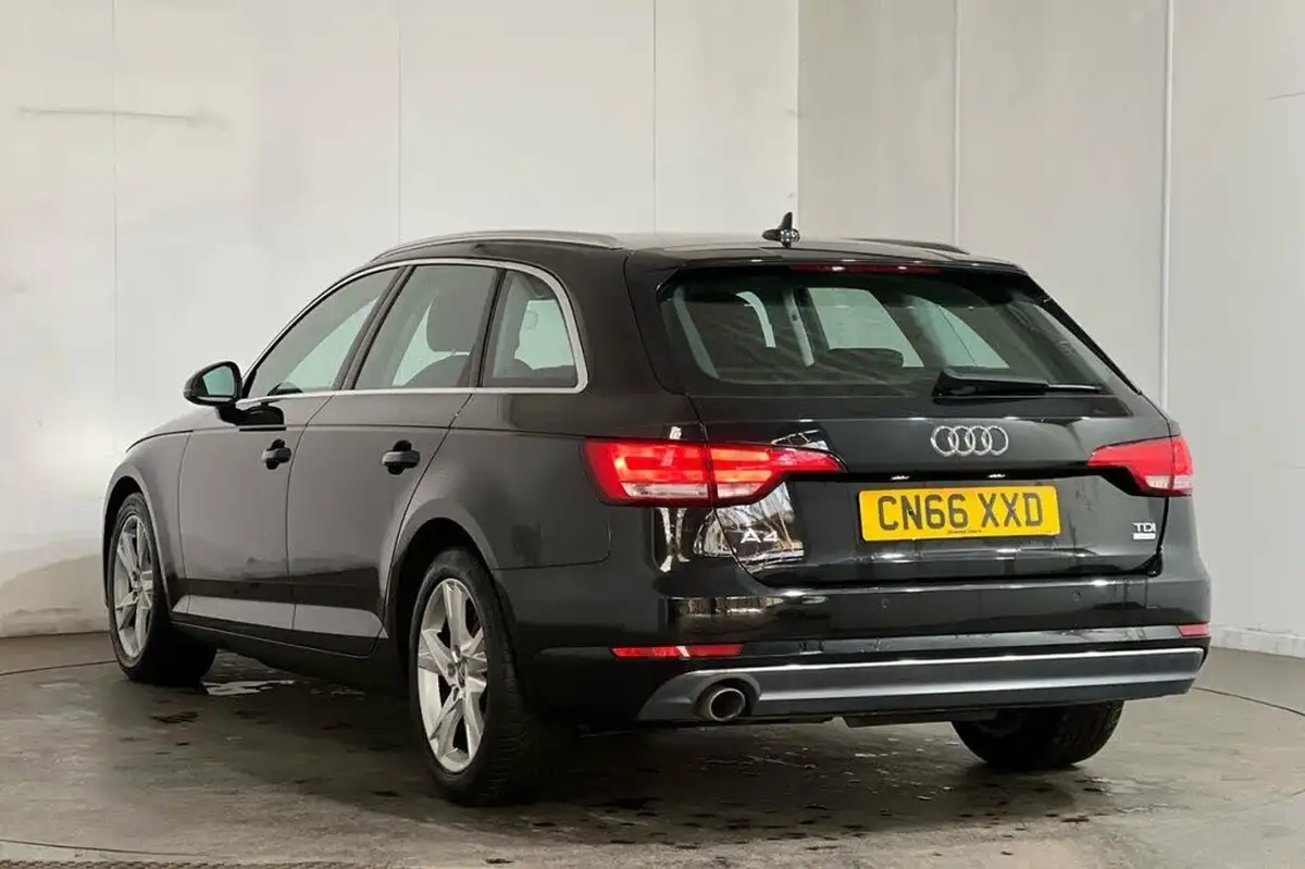 2016-audi-a4-avant-20tdi-ultra-sport-150ps-big-15