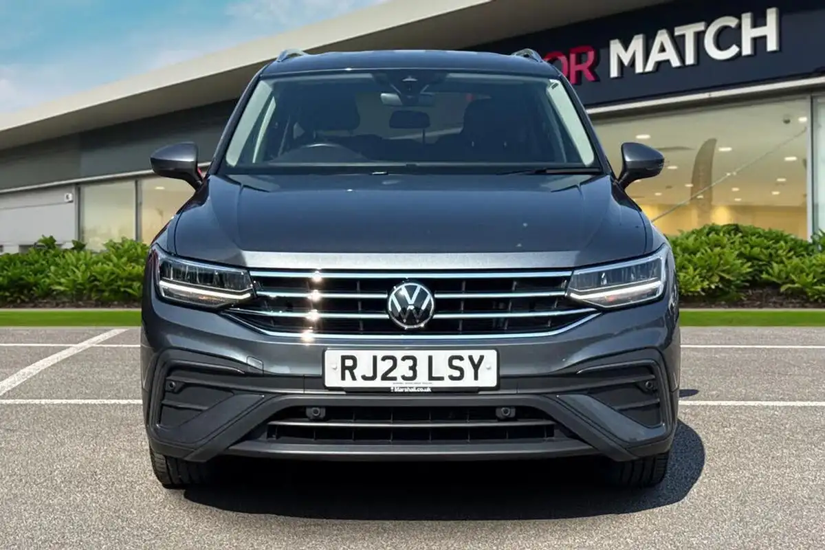 2023-volkswagen-tiguan-allspace-15-tsi-life-big-5