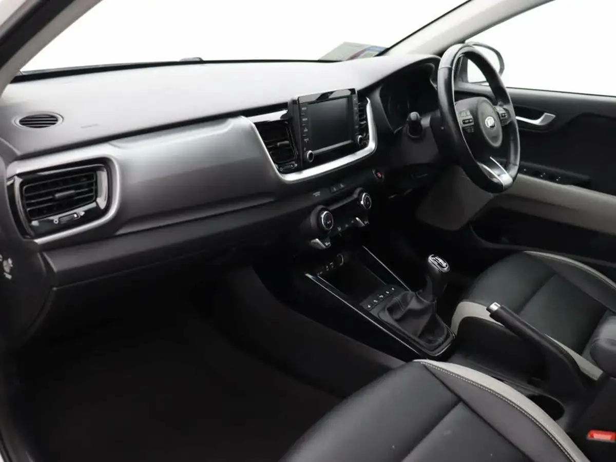 2019-kia-stonic-10-t-gdi-4-big-7