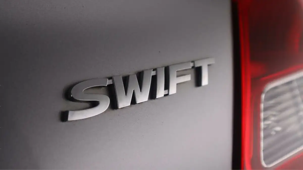 2020-suzuki-swift-12-dualjet-sz-t-90ps-1242cc-big-21