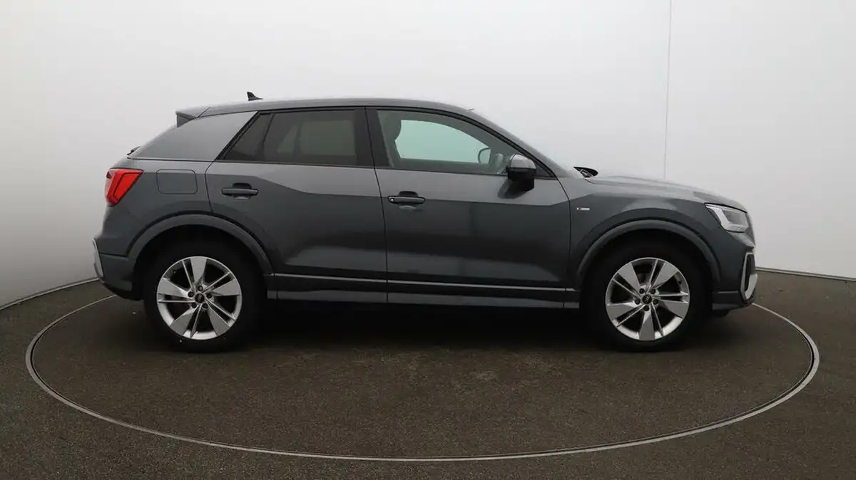 2021-audi-q2-15-35-tfsi-s-line-tronic-big-40