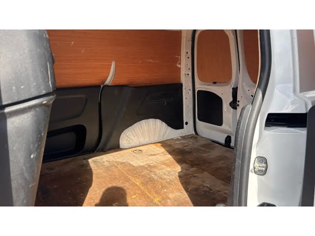 2021-vauxhall-combo-15cdti-dynamic-2300-100pseu6dt-l1h1-panel-big-15