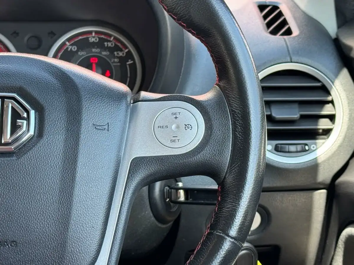 2017-mg-mg3-15-vti-tech-3form-sport-big-10