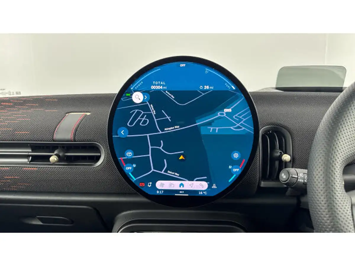 2024-mini-cooper-15-cooper-c-sport-3d-big-7