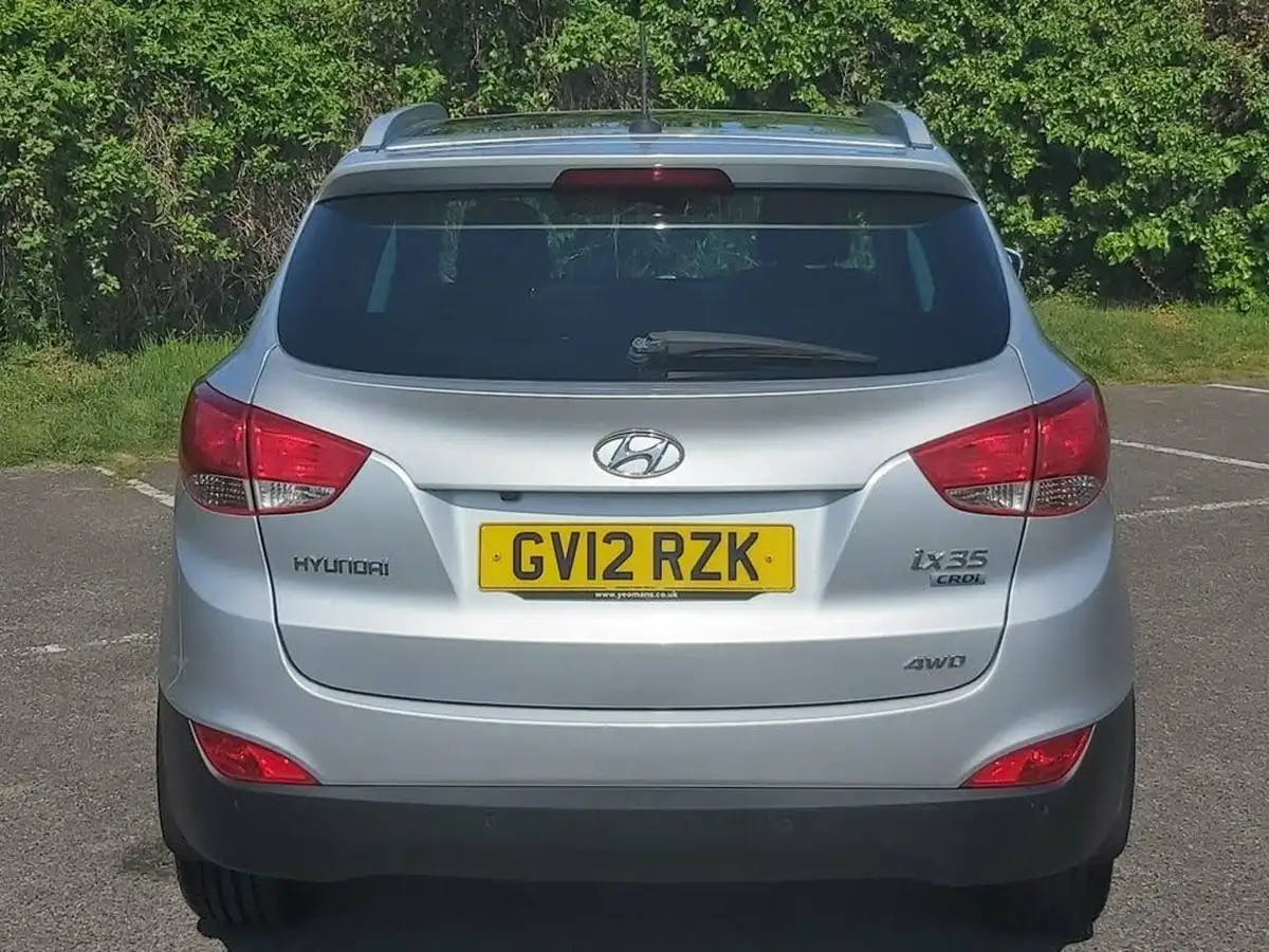 2012-hyundai-ix35-20td-premium-4wd-big-5