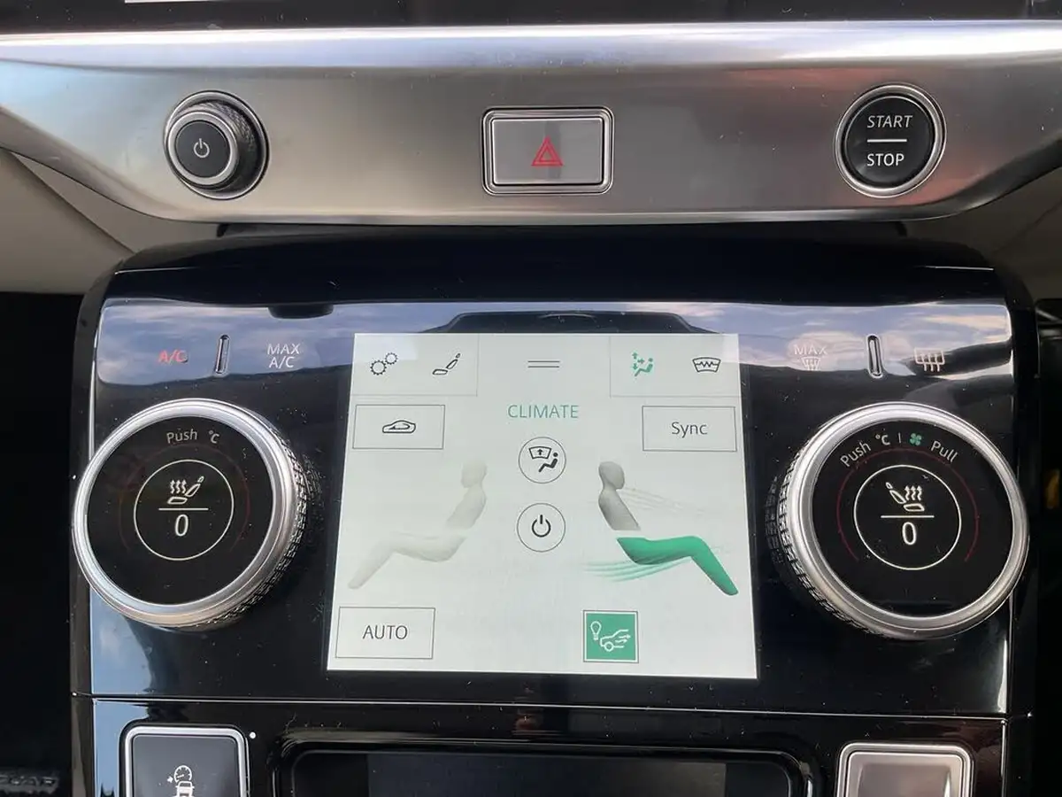2019-jaguar-i-pace-ev400-se-big-21