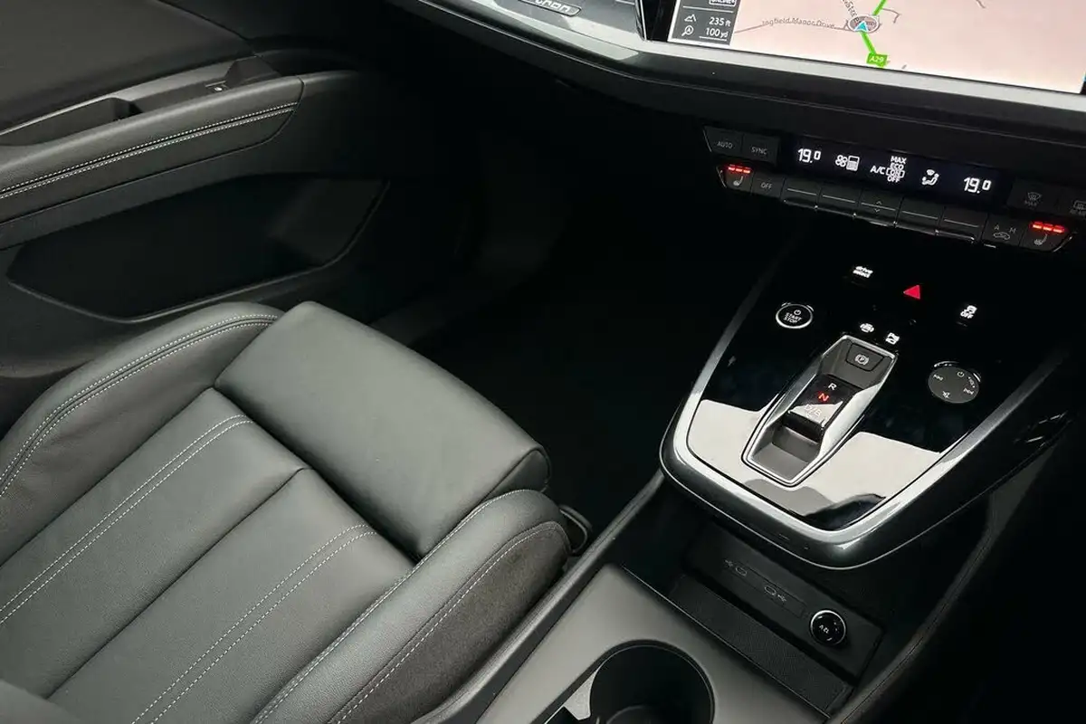 2024-audi-q4-e-tron-45e-black-edition-station-wagon-quattro-big-40
