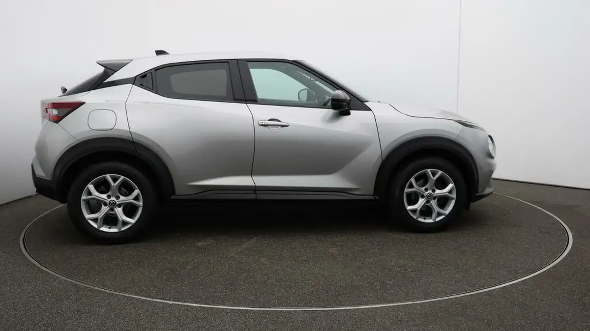 2021-nissan-juke-10-dig-t-n-connecta-dct-big-41