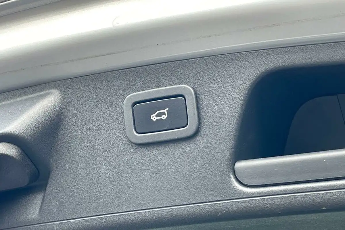 2021-jaguar-e-pace-20-p200-r-dynamic-s-big-26