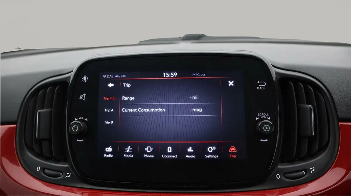 2022-fiat-500-10-red-big-10