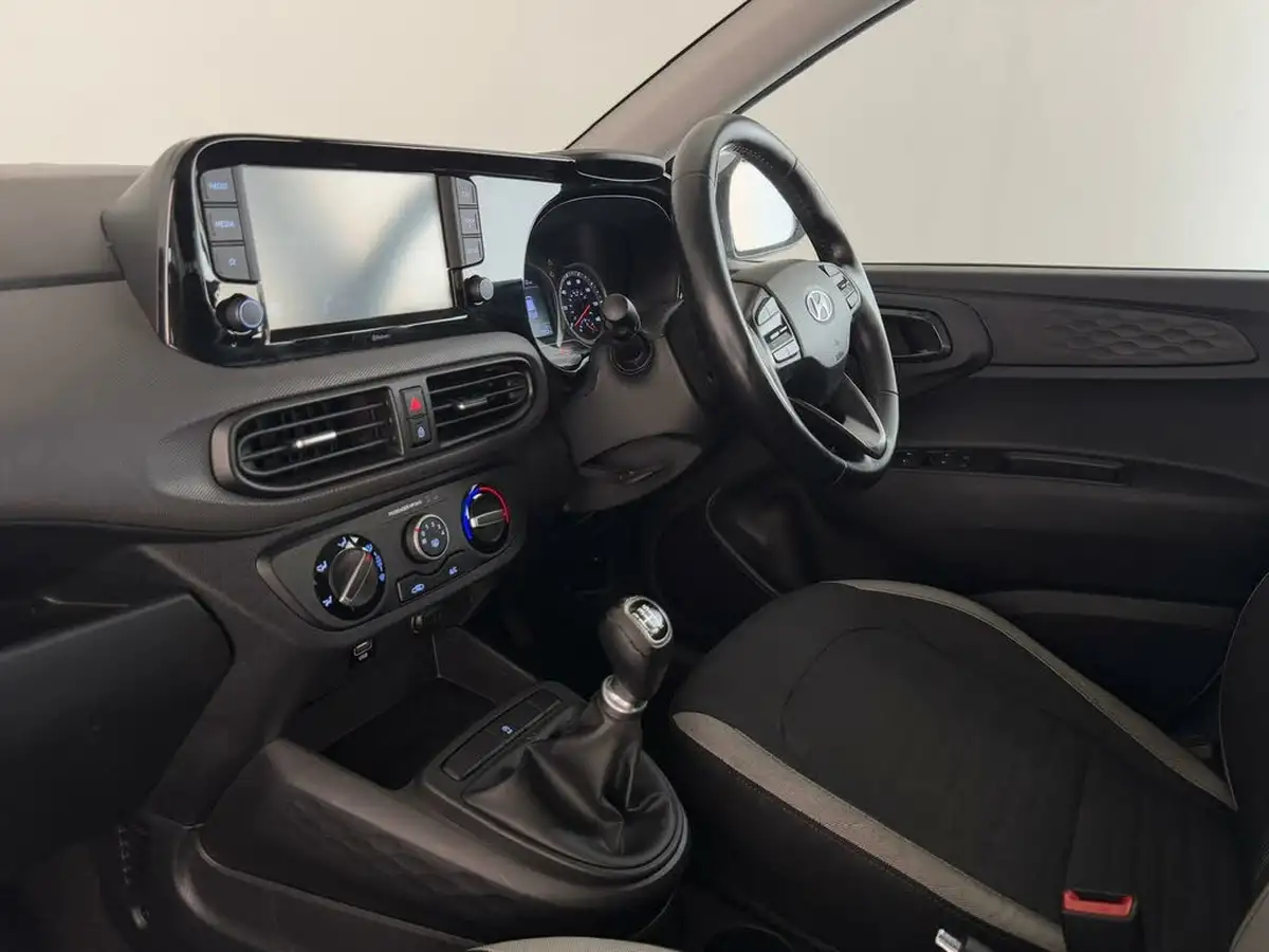 2020-hyundai-i10-10-se-connect-big-12
