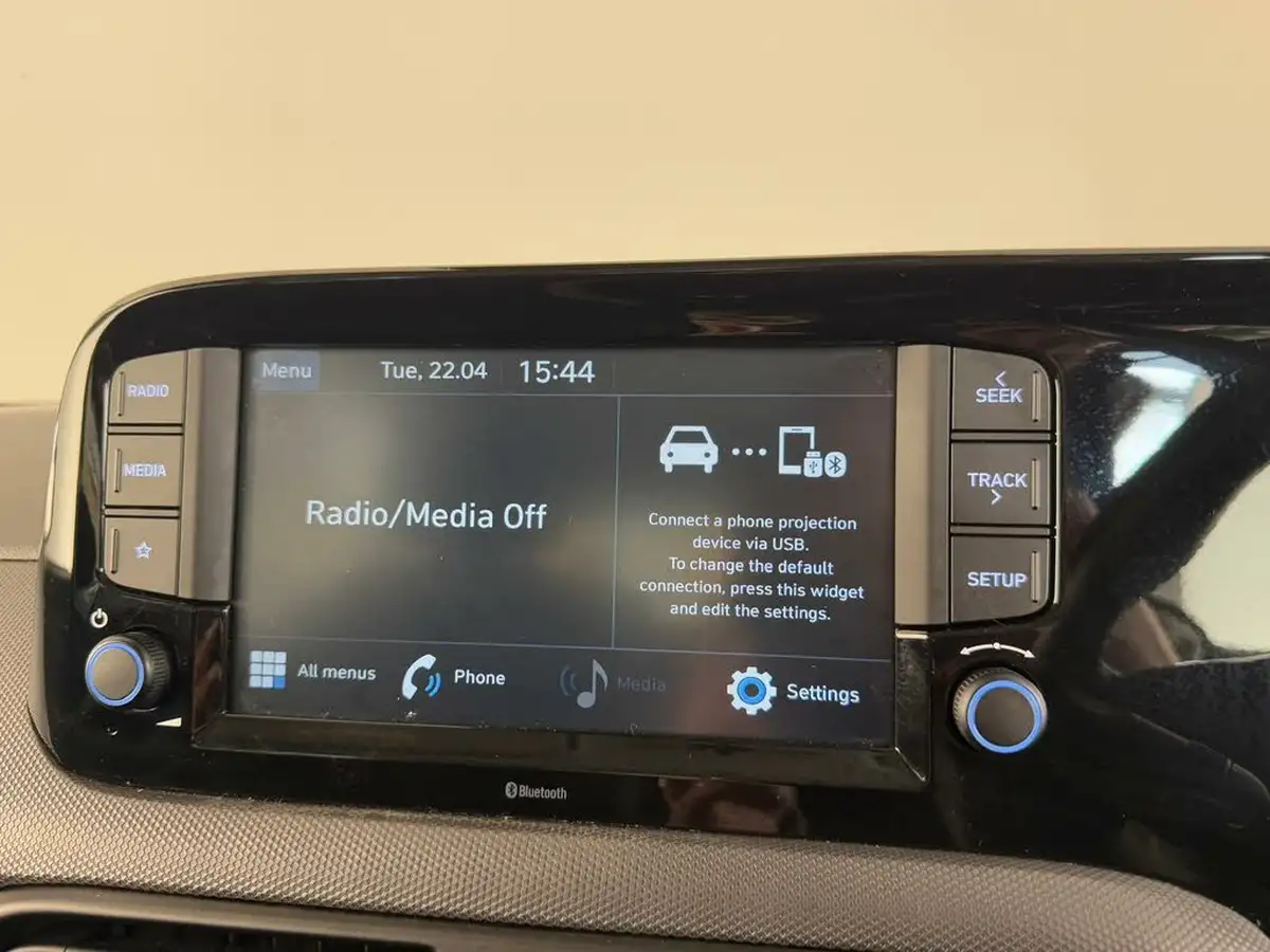 2020-hyundai-i10-10-se-connect-big-36