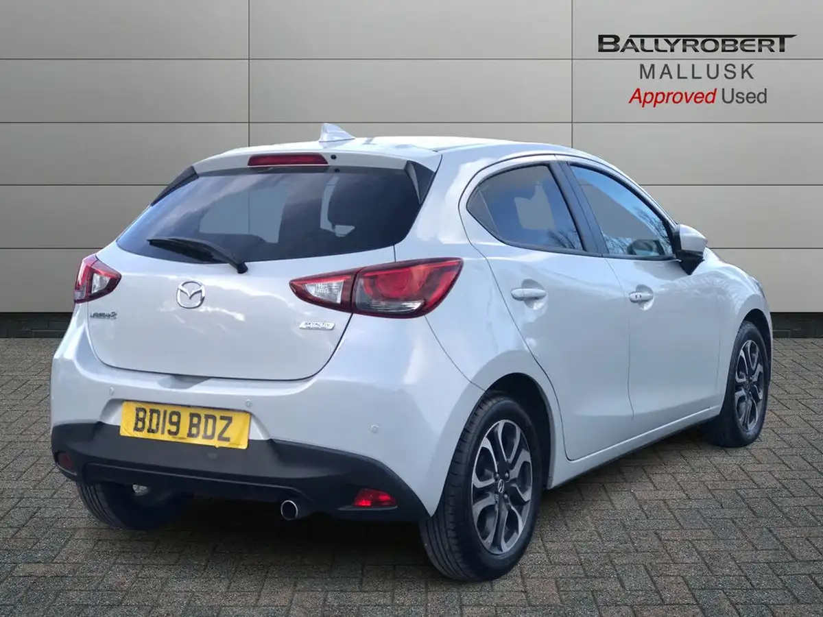 2019-mazda-mazda2-15-sport-nav-big-14