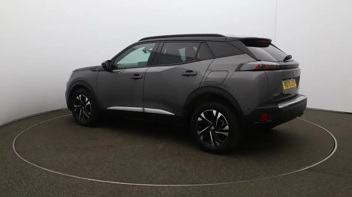 2021-peugeot-2008-suv-15-bluehdi-gt-big-26