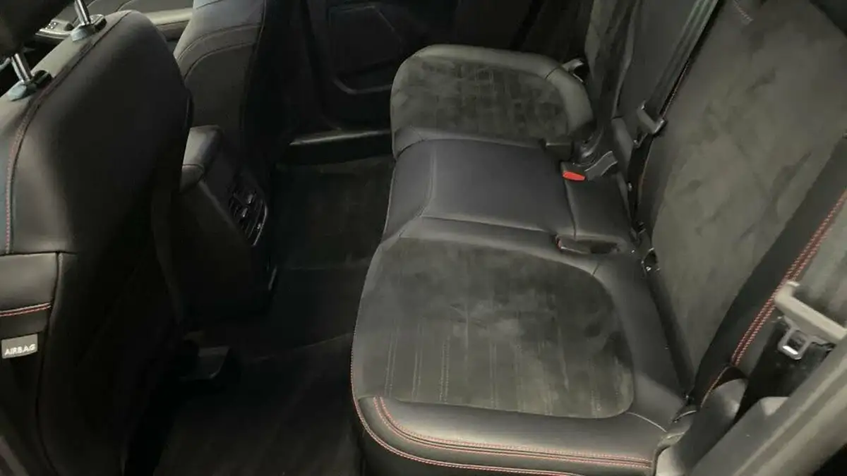 2022-ford-kuga-big-17