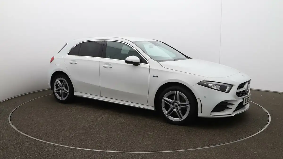 2021-mercedes-benz-a-class-13-a250e-amg-line-executive-hatchback-5d-big-38