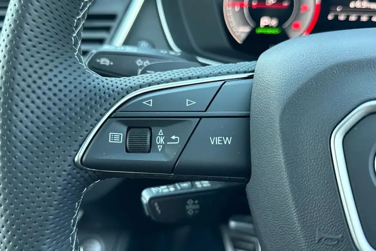 2024-audi-q5-20-45-tfsi-black-edition-station-wagon-big-51