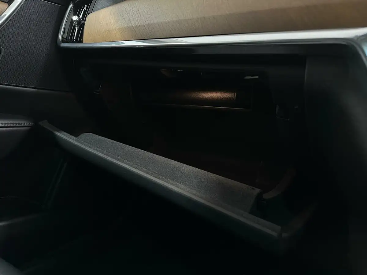 2018-volvo-v90-20td-d5-inscription-pro-awd-big-25