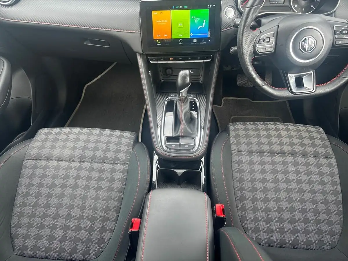 2022-mg-zs-suv-10t-gdi-excite-big-13