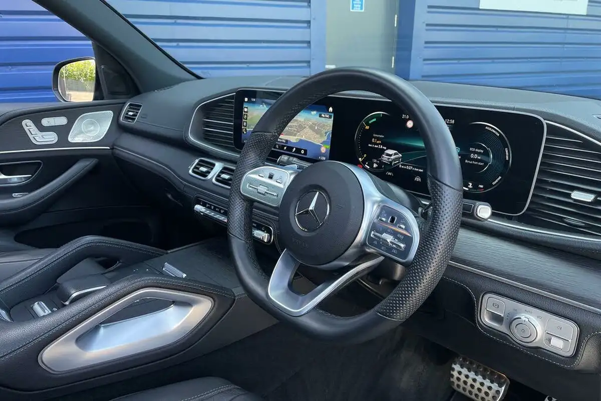 2022-mercedes-benz-gle-class-29d-gle400d-amg-line-premium-plus-331ps-coupe-big-25