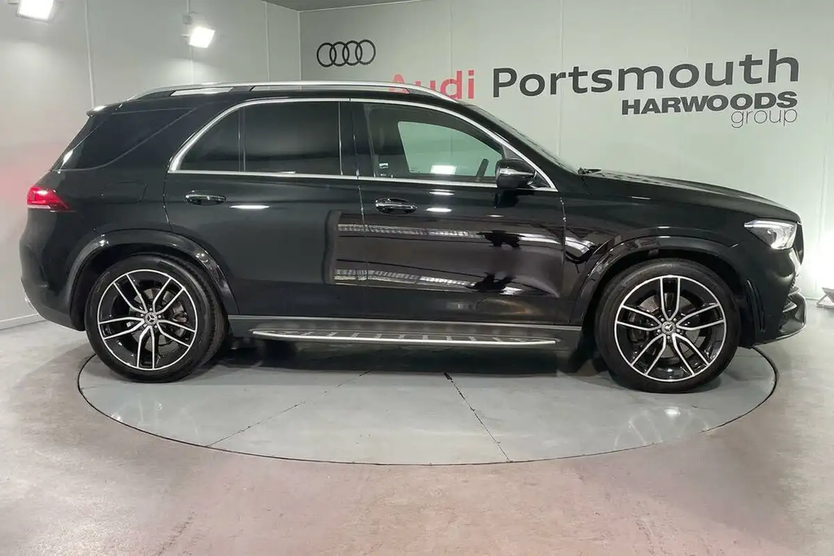 2022-mercedes-benz-gle-class-29d-gle400d-amg-line-premium-plus-331ps-coupe-big-1