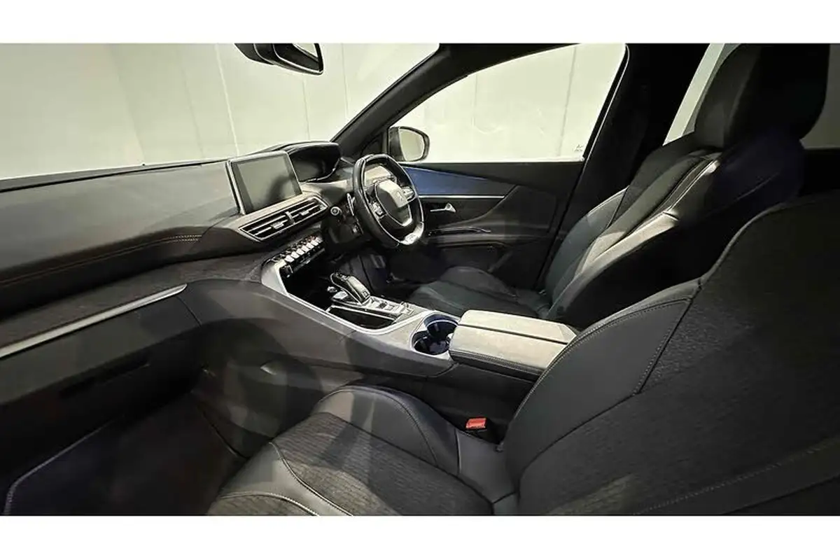 2019-peugeot-5008-suv-15-bluehdi-gt-line-eat8-big-19