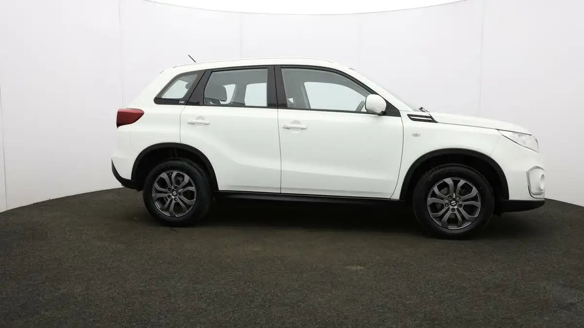 2018-suzuki-vitara-10-boosterjet-sz4-big-43