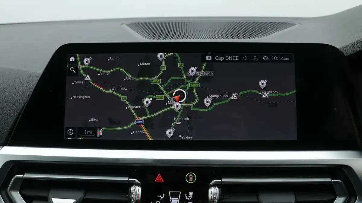 2021-bmw-3-series-20-318i-m-sport-saloon-4d-big-11