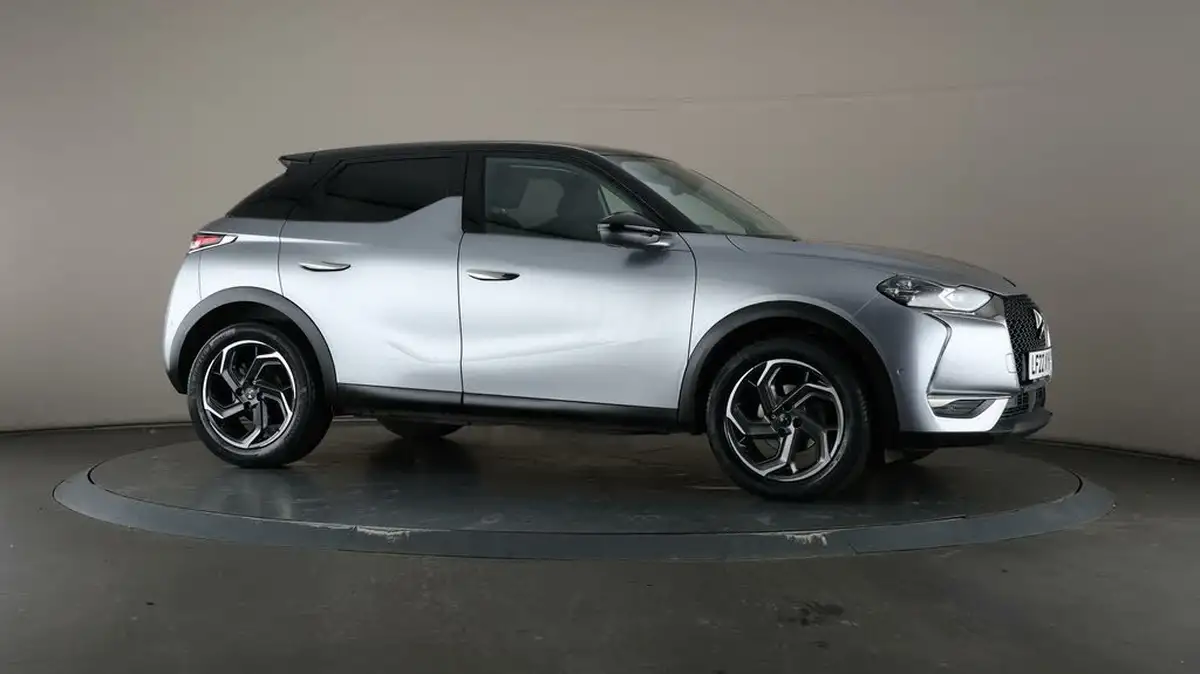 2022-ds-ds-3-crossback-12-puretech-rivoli-130ps-big-51
