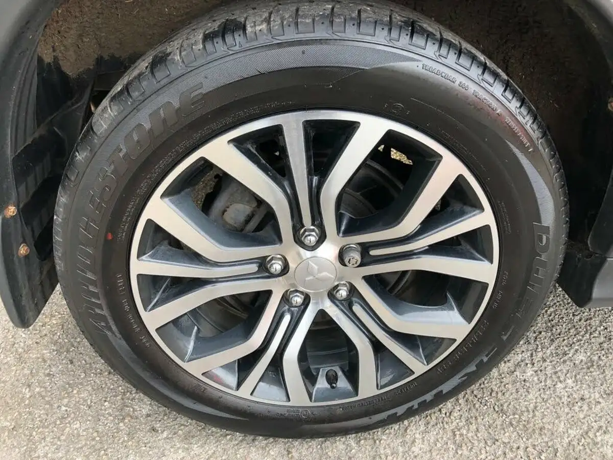 2019-mitsubishi-asx-16-juro-big-14