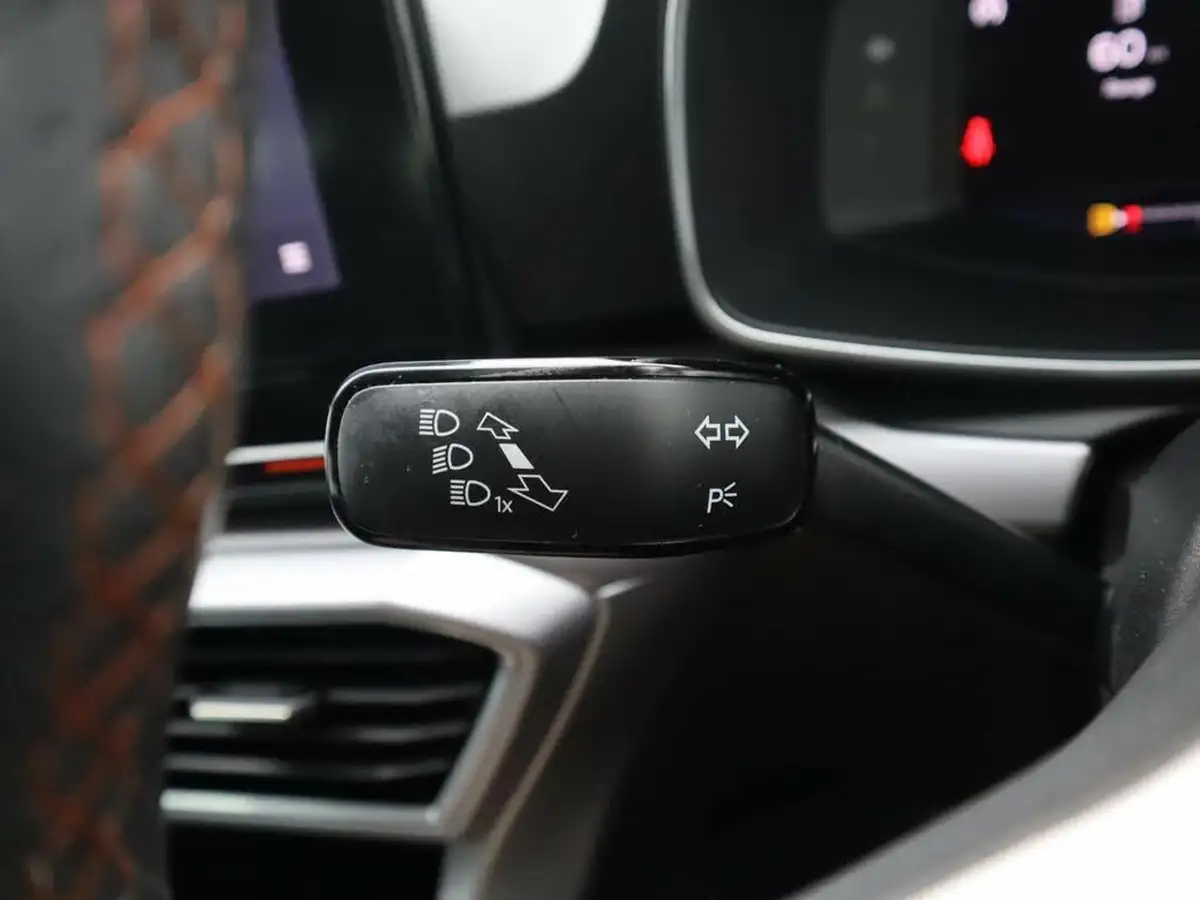 2021-seat-leon-15-tsi-evo-fr-130ps-hatchback-big-21